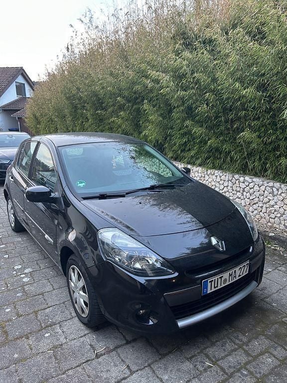 Gebraucht Renault Clio III Dynamique 101 PS (74 kW) 2009 Schwarz Limousine