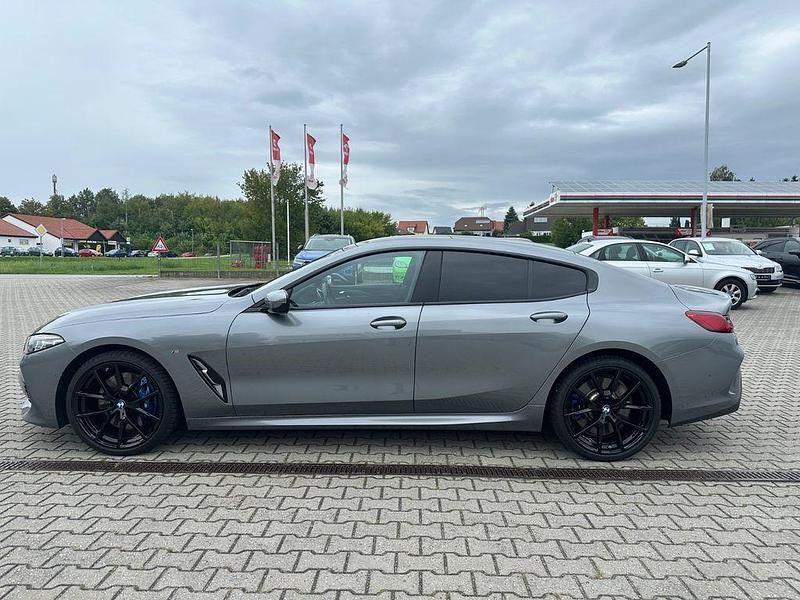 Grau Gebraucht 2024 BMW 840 Sport Line Coupé | 72.990 € (Fairer Preis) - Bild 1/4