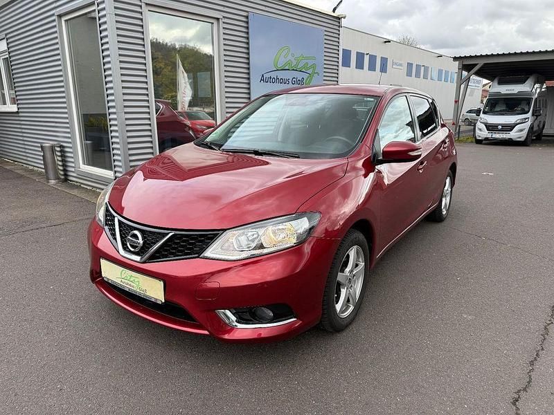Rot Gebraucht 2016 Nissan Pulsar Limousine | 10.980 € (Fairer Preis) - Bild 1/4