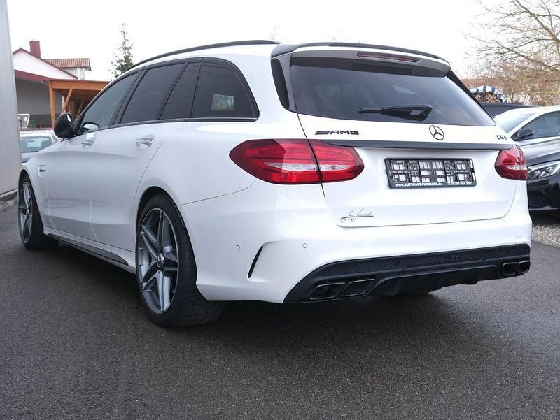 Gebraucht Mercedes C63 AMG AMG 476 PS (350 kW) 2018 Weiß Limousine