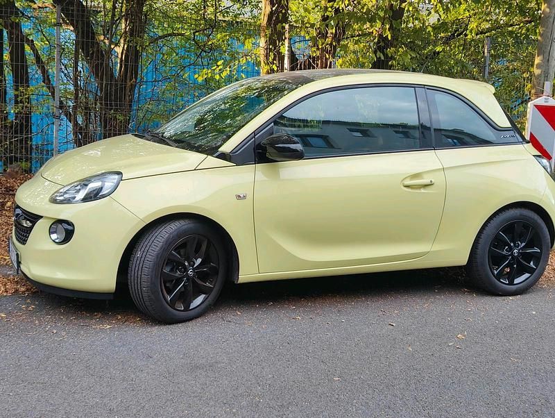 Gelb Gebraucht 2017 Opel Adam Kleinwagen | 9.000 € (Guter Preis) - Bild 1/1