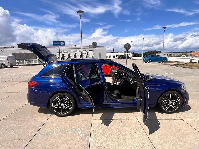 Blau Gebraucht 2019 Mercedes C220 Kombi | 27.500 € (Fairer Preis) - Bild 1/4
