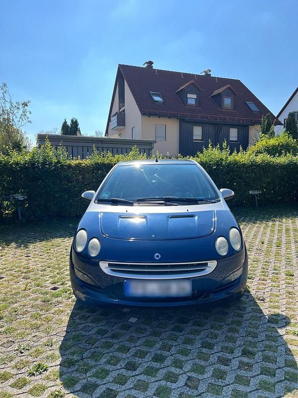 Blau Gebraucht 2004 Smart ForFour Kleinwagen | 2.300 € (Etwas zu teuer) - Bild 1/4