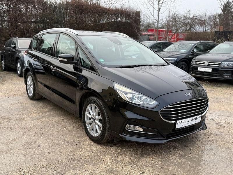 Obsidianschwarz metallic Gebraucht 2022 Ford S-MAX S Van / Kleinbus | 18.699 € (Superpreis) - Bild 1/4