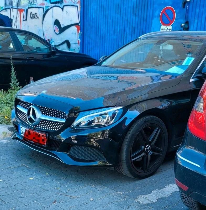 Schwarz Gebraucht 2015 Mercedes C220 Kombi | 17.800 € (Etwas zu teuer) - Bild 1/4