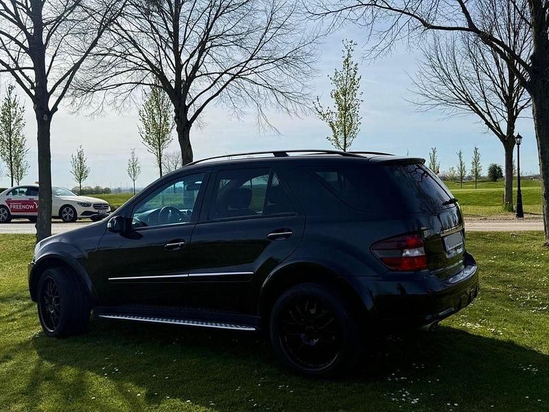 Gebraucht Mercedes ML420 306 PS (225 kW) 2006 Schwarz SUV