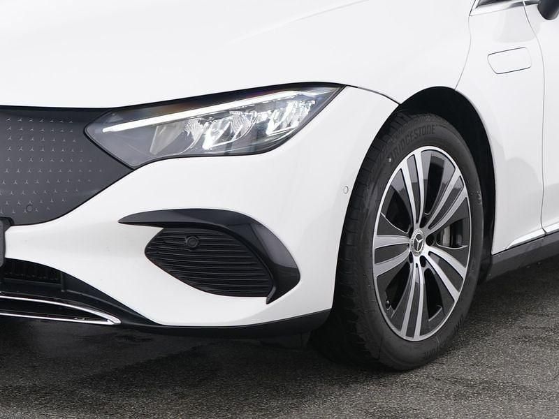 Gebraucht Mercedes EQE300 Advanced Plus 180 kW (245 PS) 2025 Weiß Limousine