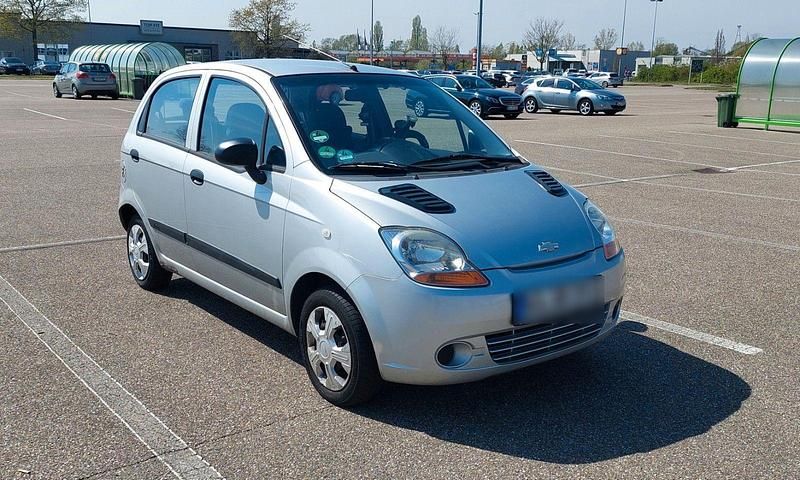 Gebraucht Chevrolet Matiz 52 PS (38 kW) 2009 Silber Kleinwagen