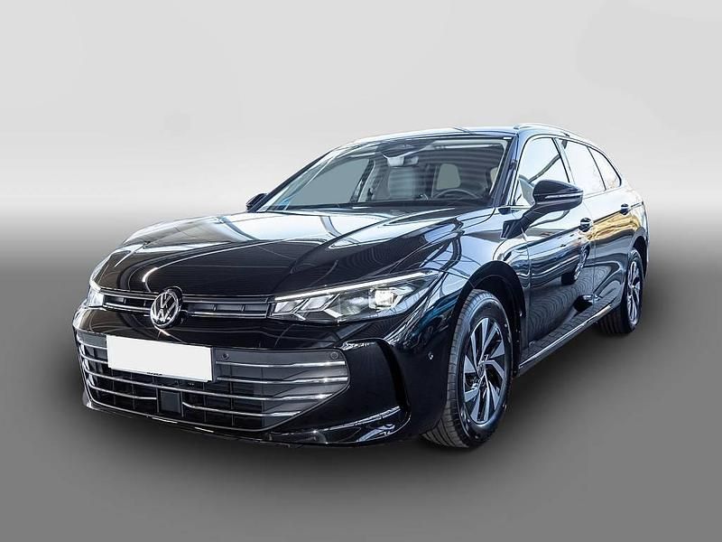 Usata VW Passat 150 CV (110 kW) 2025 Nero Station wagon