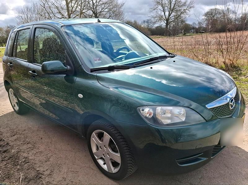 Second-hand Mazda 2 80 CP (58 kW) 2005 Verde Hatchback