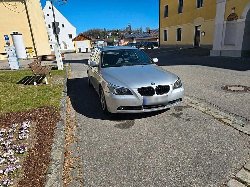 Second-hand BMW 525 192 CP (141 kW) 2004 Argintiu Break