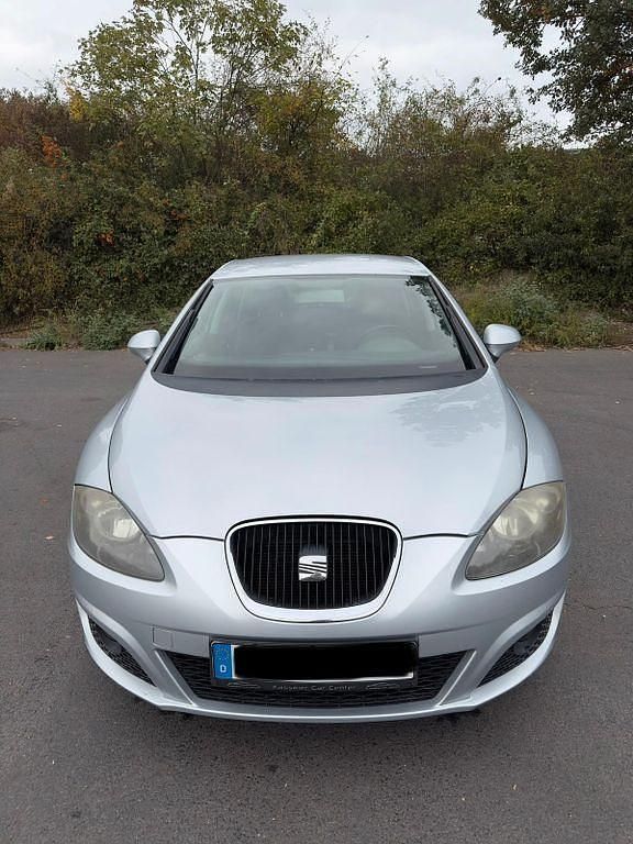 Gebraucht Seat Leon Style 160 PS (117 kW) 2009 Silber Kleinwagen