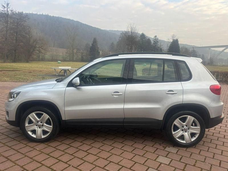 Gebraucht VW Tiguan Trendline 110 PS (80 kW) 2013 Silber SUV