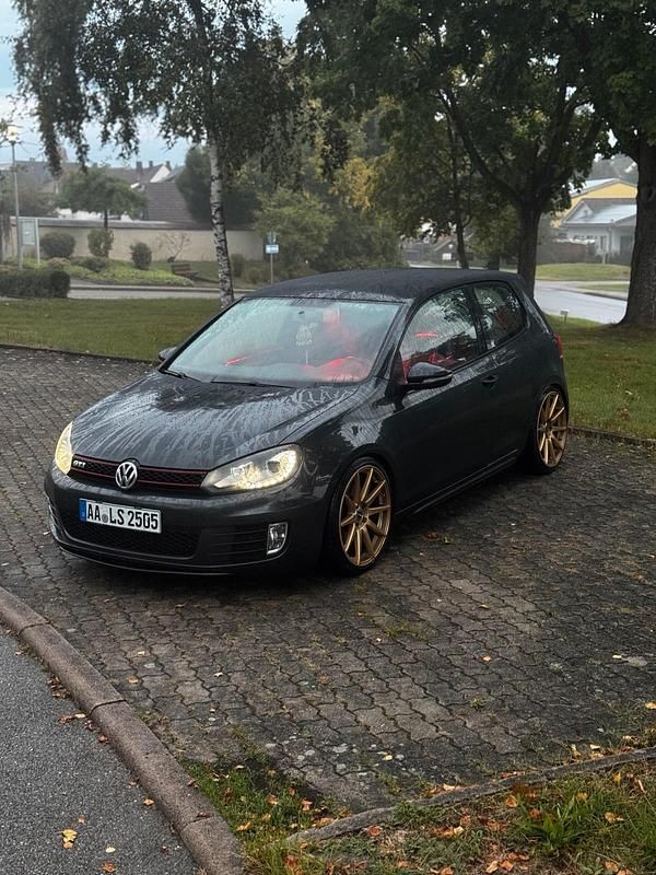 Grau Gebraucht 2012 VW Golf VI GTI Coupé | 7.700 € (Guter Preis) - Bild 1/4