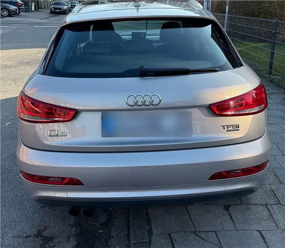 Gebraucht Audi Q3 170 PS (125 kW) 2011 Gold SUV