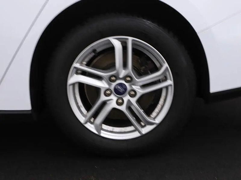 Gebraucht Ford Focus 120 PS (88 kW) 2020 Weiß Kombi