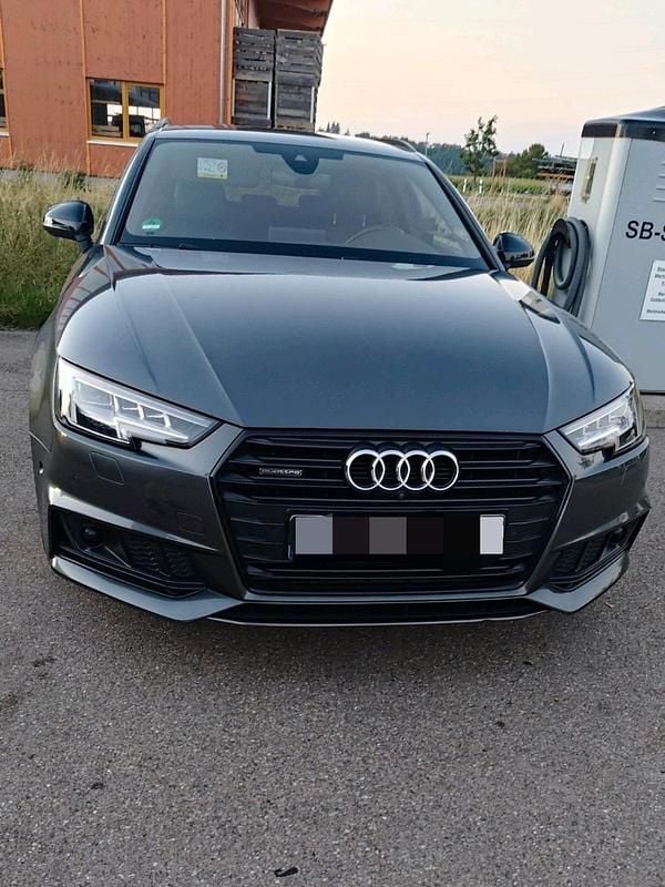 Gebraucht Audi A4 S-Line 272 PS (200 kW) 2016 Grau Kombi