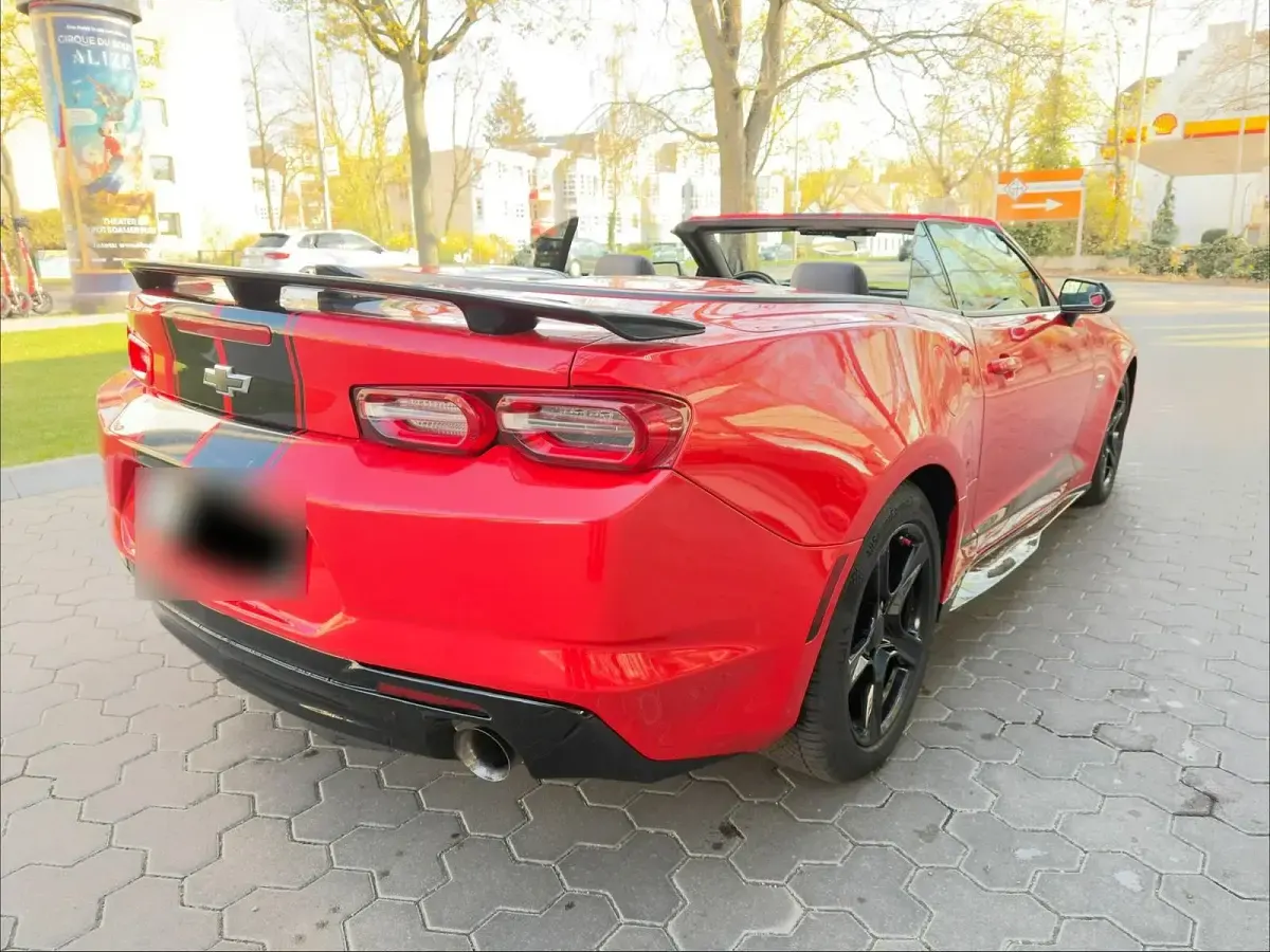 Używany Chevrolet Camaro 340 KM (250 kW) 2019 Czerwony Kabriolet
