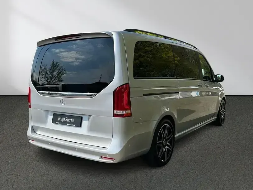 Gebraucht Mercedes V300 Exclusive 237 PS (174 kW) 2022 Brillantsilber Van / Kleinbus