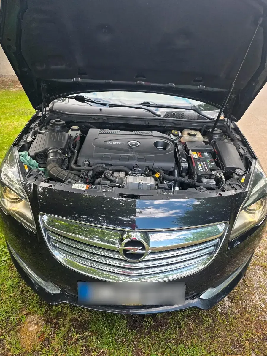 Gebraucht Opel Insignia 194 PS (142 kW) 2014 Schwarz Kombi