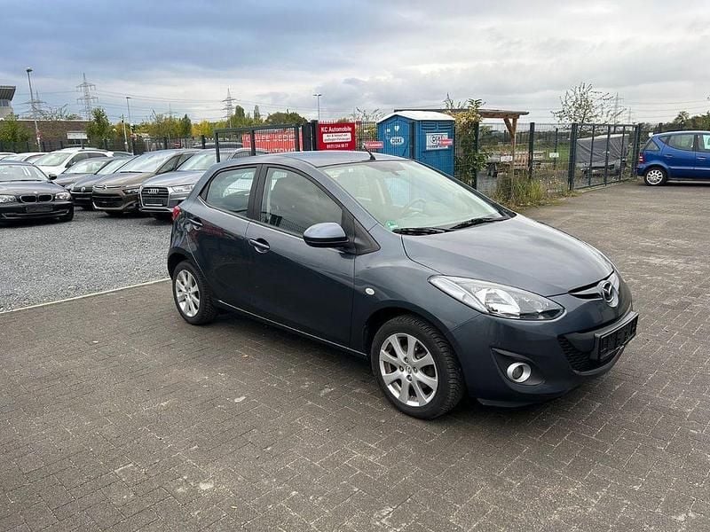 Metropolitan grey Gebraucht 2011 Mazda 2 Center-Line Limousine | 7.250 € (Teuer) - Bild 1/4