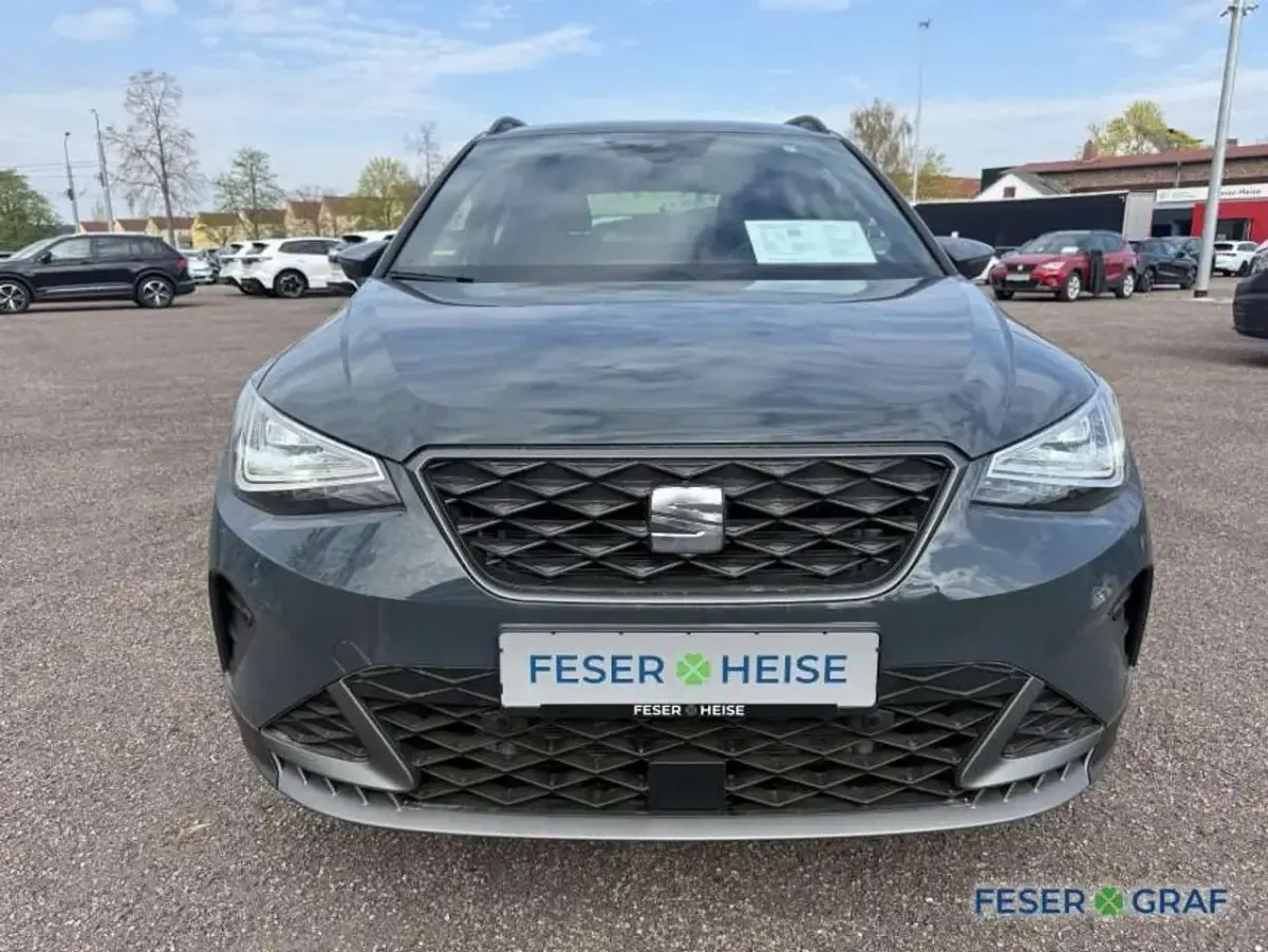 Neu Seat Arona FR 116 PS (85 kW) 2026 Fjord blau SUV