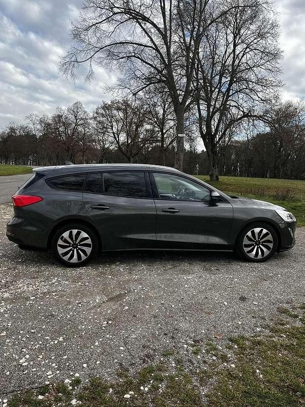 Gebraucht 2019 Ford Focus Kombi | 12.600 € (Fairer Preis) - Bild 1/4