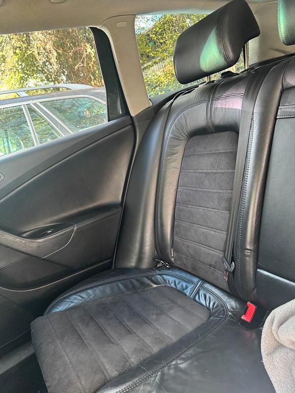 Gebraucht VW Passat 140 PS (102 kW) 2006 Grün Kombi