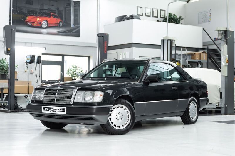 Schwarz Gebraucht 1988 Mercedes 230 Coupé | 16.890 € - Bild 1/4