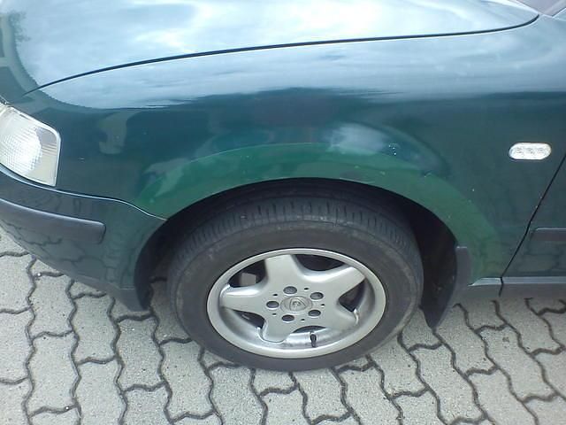 Gebraucht VW Passat 101 PS (74 kW) 1998 Grün Kombi