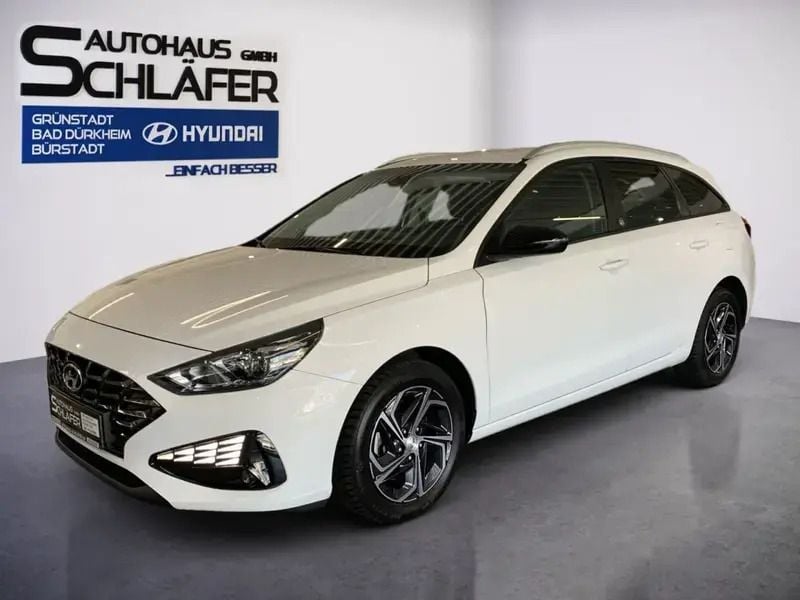 Polar white / sol Gebraucht 2022 Hyundai i30 Edition 30 Kombi | 20.980 € (Fairer Preis) - Bild 1/1