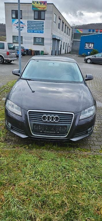 Gebraucht Audi A3 Ambiente 102 PS (75 kW) 2009 Schwarz Kleinwagen