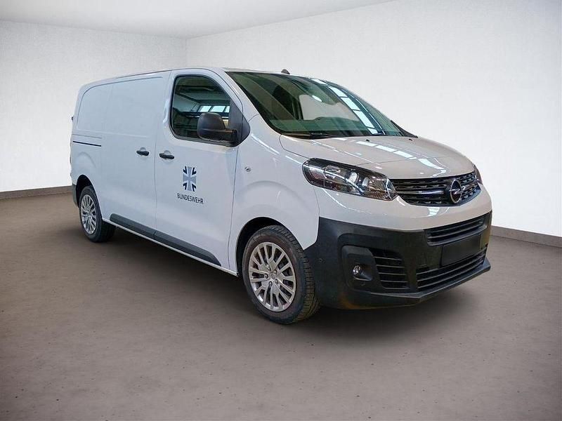 Weiß Gebraucht 2021 Opel Vivaro Edition Van | 18.900 € (Superpreis) - Bild 1/4