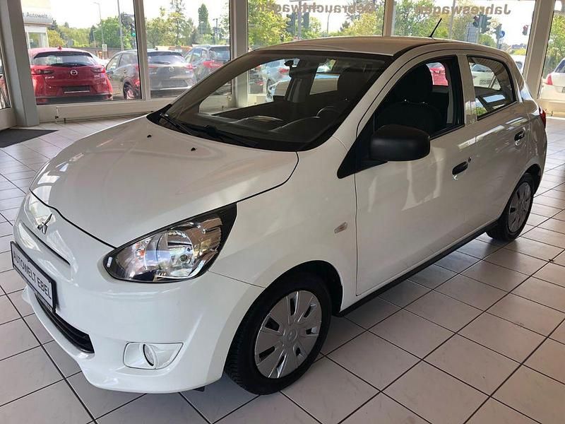 Gebraucht Mitsubishi Space Star 71 PS (52 kW) 2015 Weiß Limousine