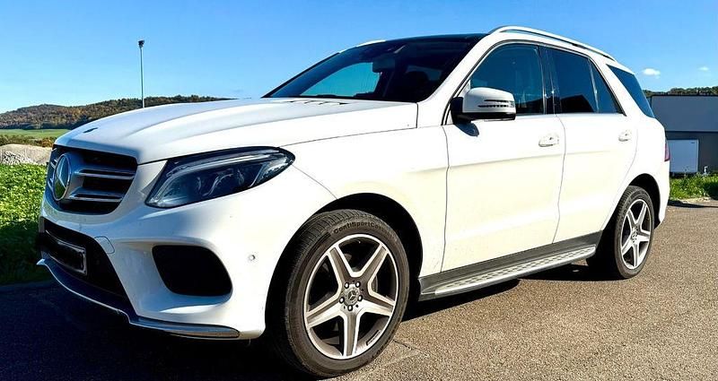 Weiß Gebraucht 2018 Mercedes GLE350 SUV | 39.900 € (Etwas zu teuer) - Bild 1/4