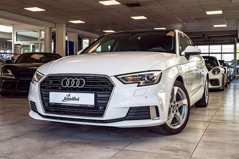 Weiß Gebraucht 2018 Audi A3 Business Kombi | 18.990 € (Fairer Preis) - Bild 1/4