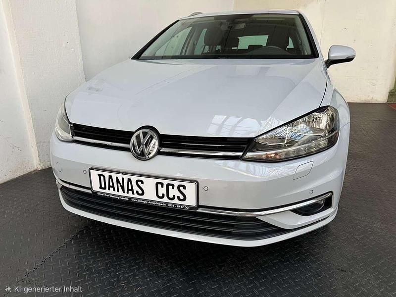 Gebraucht VW Golf VII Join 150 PS (110 kW) 2018 White silver metallic Kombi