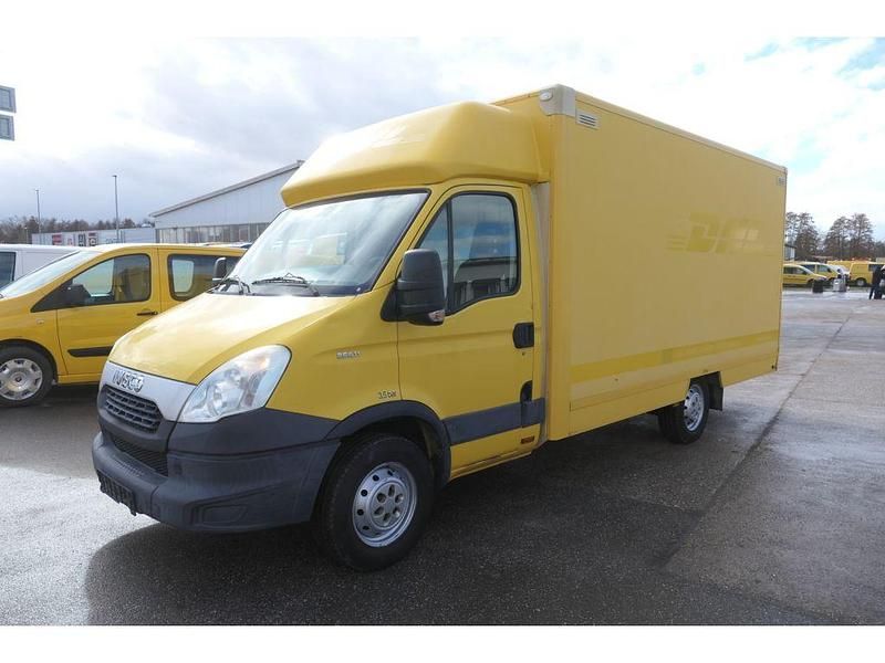 Gebraucht Iveco Daily 106 PS (77 kW) 2012 Gelb Van