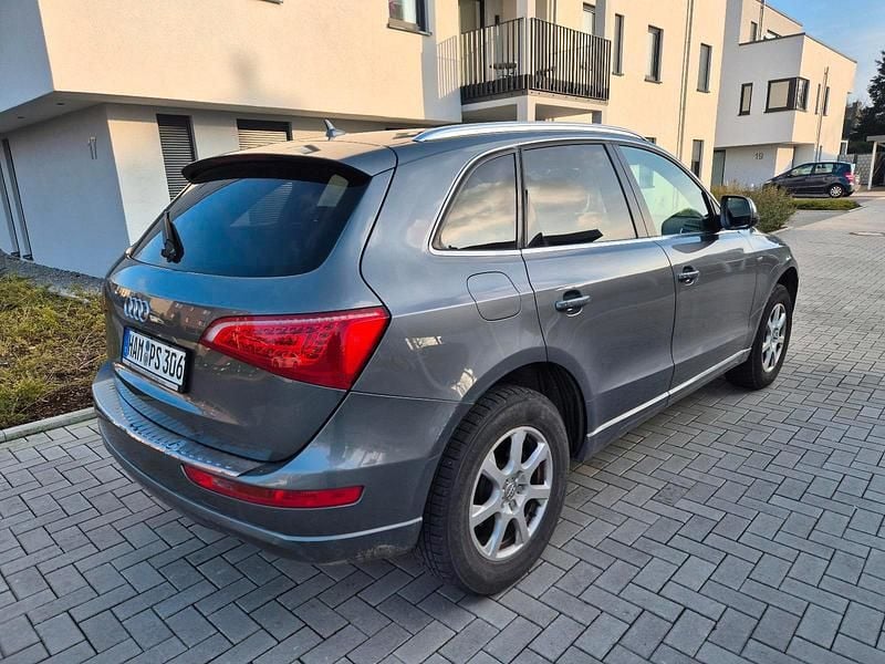 Gebraucht Audi Q5 S-Line 163 PS (119 kW) 2011 Grau SUV