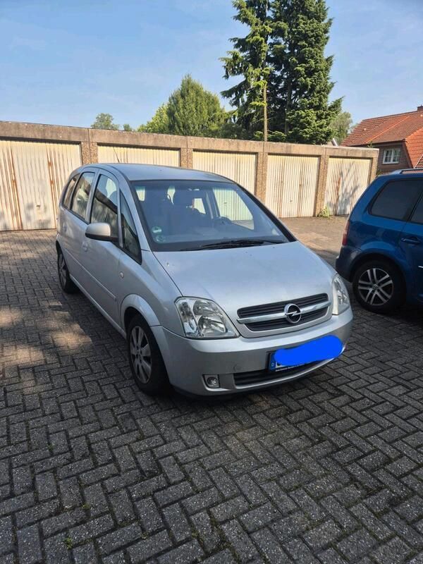 Grau Gebraucht 2003 Opel Meriva Van / Kleinbus | 1.850 € (Fairer Preis) - Bild 1/4