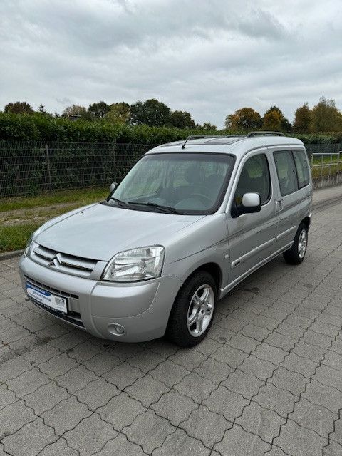 Silber Gebraucht 2003 Citroën Berlingo Van / Kleinbus | 2.990 € (Etwas zu teuer) - Bild 1/4