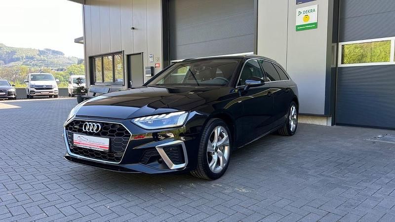 Schwarz Gebraucht 2022 Audi A4 S-Line Kombi | 27.990 € (Fairer Preis) - Bild 1/4
