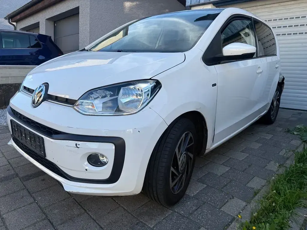 Używany VW up! Join 75 KM (55 kW) 2018 Biały Hatchback