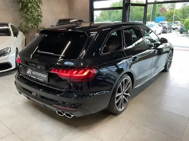 Gebraucht Audi S4 Sport 341 PS (250 kW) 2023 Schwarz Limousine