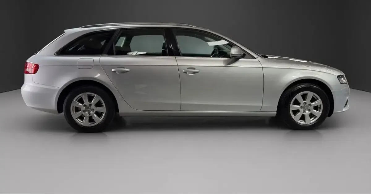 Gebraucht Audi A4 160 PS (117 kW) 2009 Grau Kombi