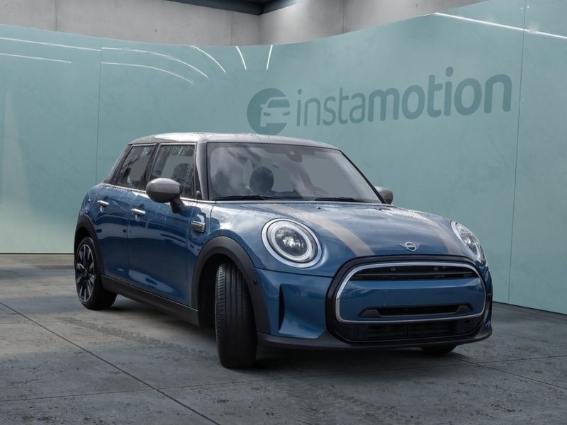 Gebraucht Mini Cooper 136 PS (100 kW) 2024 Blau Kleinwagen