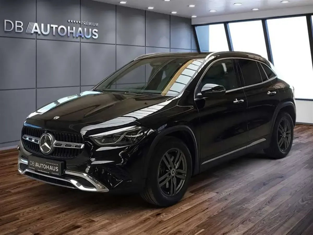 Gebraucht Mercedes GLA200 Advanced Plus 163 PS (119 kW) 2024 SUV