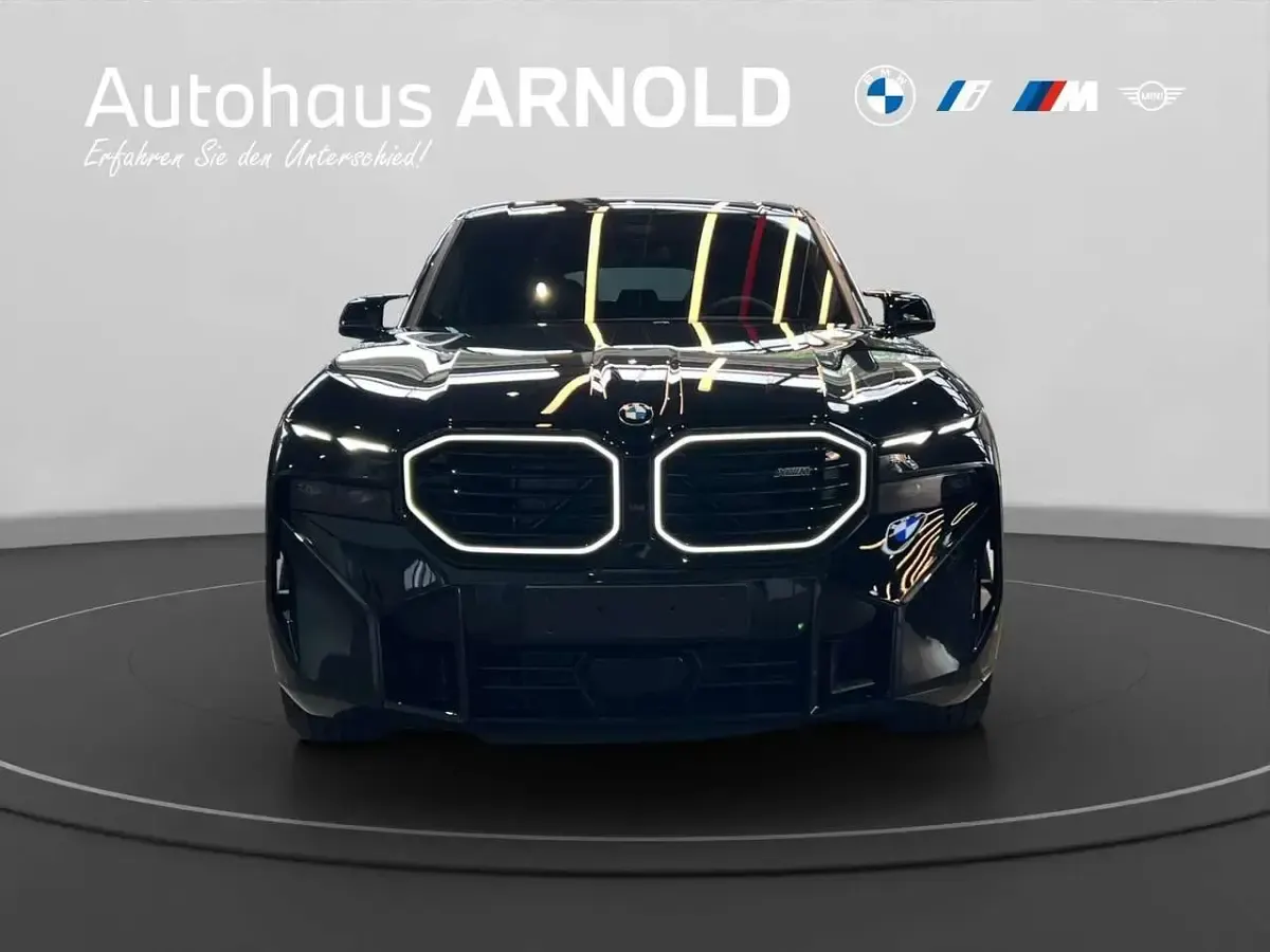Neu BMW XM Performance 476 PS (350 kW) 2026 Saphirschwarz SUV