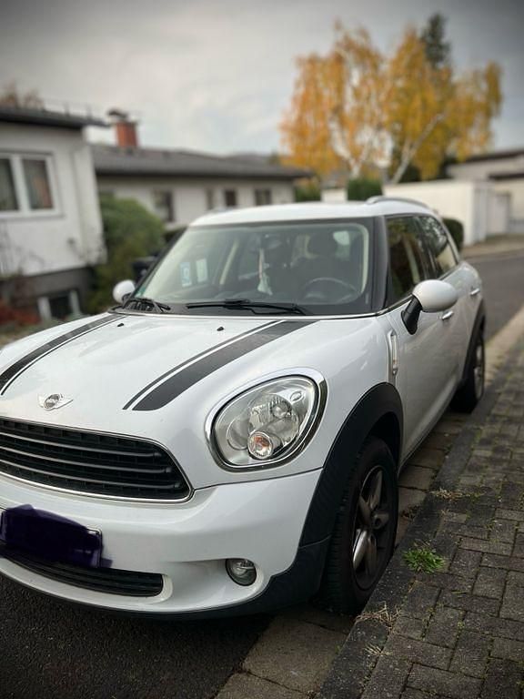 Weiß Gebraucht 2011 Mini One Countryman SUV | 7.100 € (Fairer Preis) - Bild 1/4
