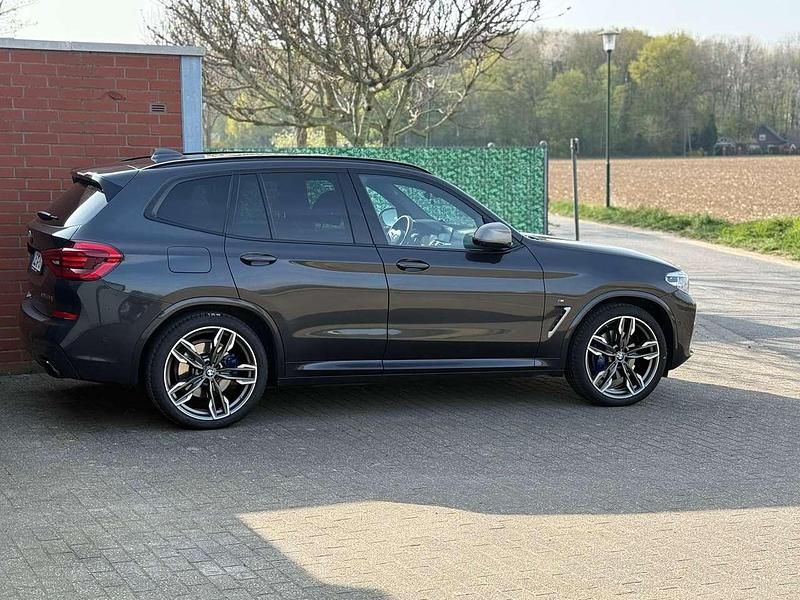 Grau Gebraucht 2020 BMW X3 SUV | 42.490 € (Fairer Preis) - Bild 1/4